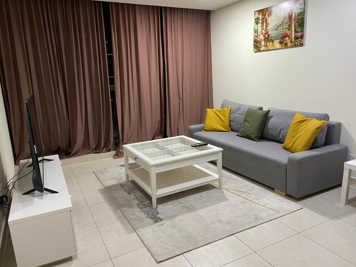 דובאי Metro Premium Location Spacious 2 Bedroom Apartment Right Next To The Metro מראה חיצוני תמונה