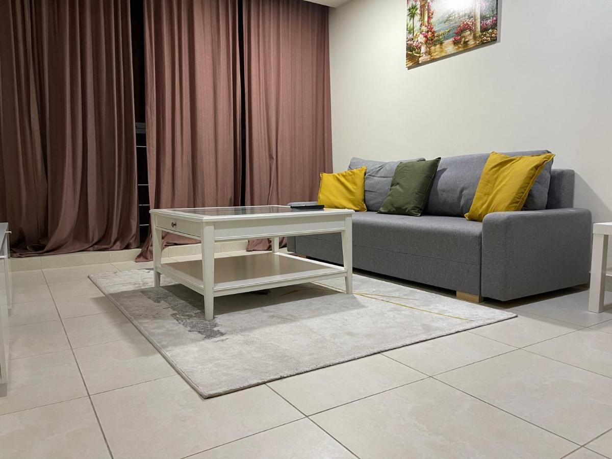 דובאי Metro Premium Location Spacious 2 Bedroom Apartment Right Next To The Metro מראה חיצוני תמונה