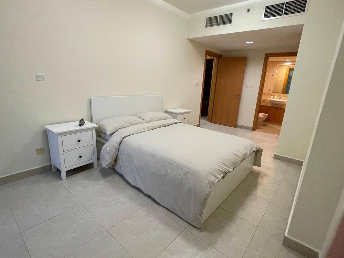 דובאי Metro Premium Location Spacious 2 Bedroom Apartment Right Next To The Metro מראה חיצוני תמונה